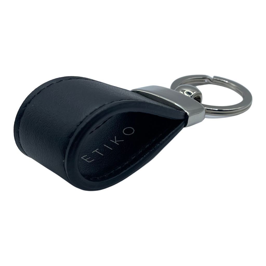 Porte-clés goutte noire lisse